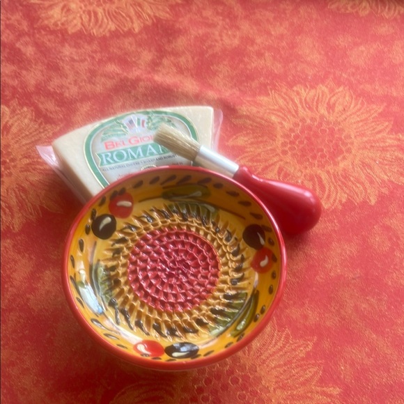 Colorful ceramic cheese/garlic grater. Handmade & painted in Spain. - Picture 1 of 3